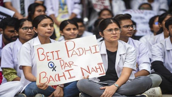 Kolkata Doctor Assault and Murder Case Live Updates: Nationwide Strike by Doctors, Health Ministry Sets Up Safety Measures Committee